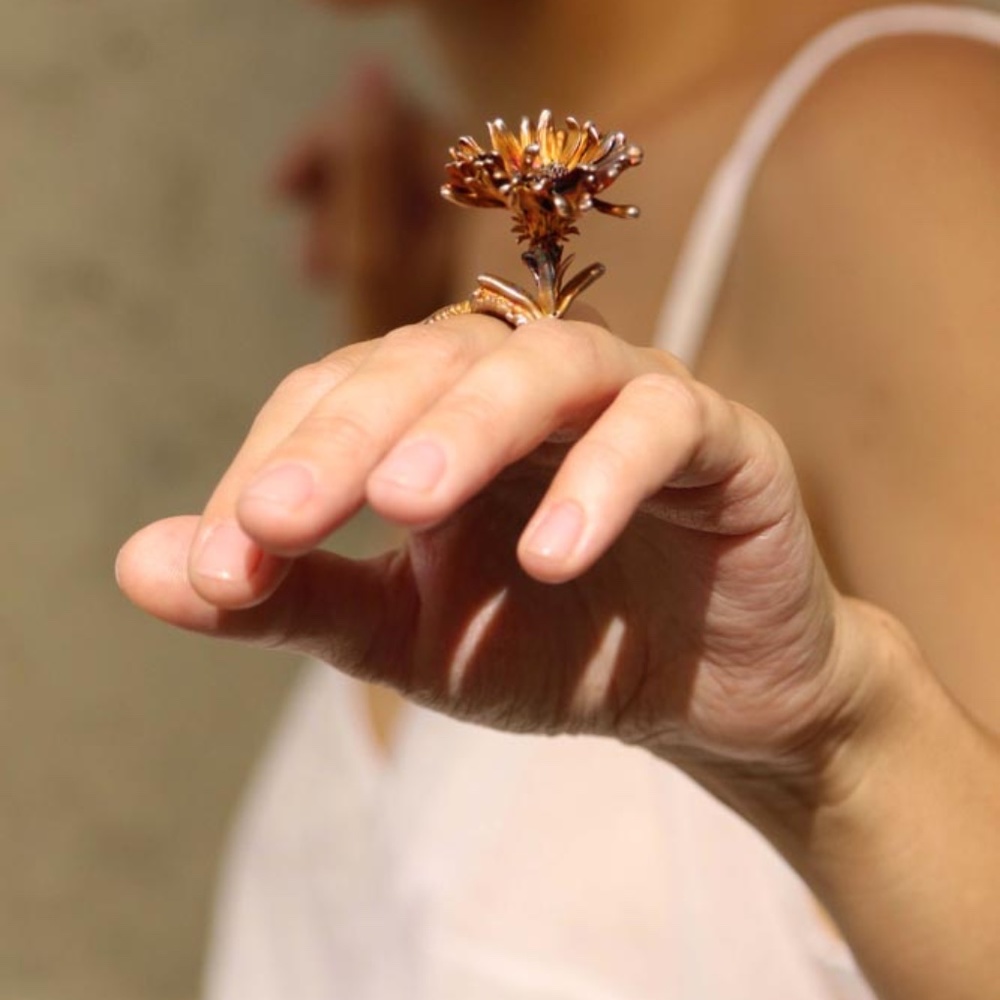 Chrysanthemum flower ring in silver